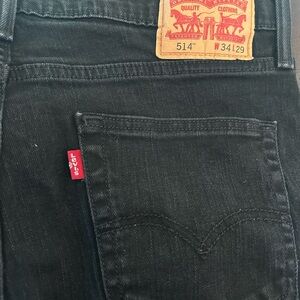 Levi’s 514 Straight Fit Men’s Jeans